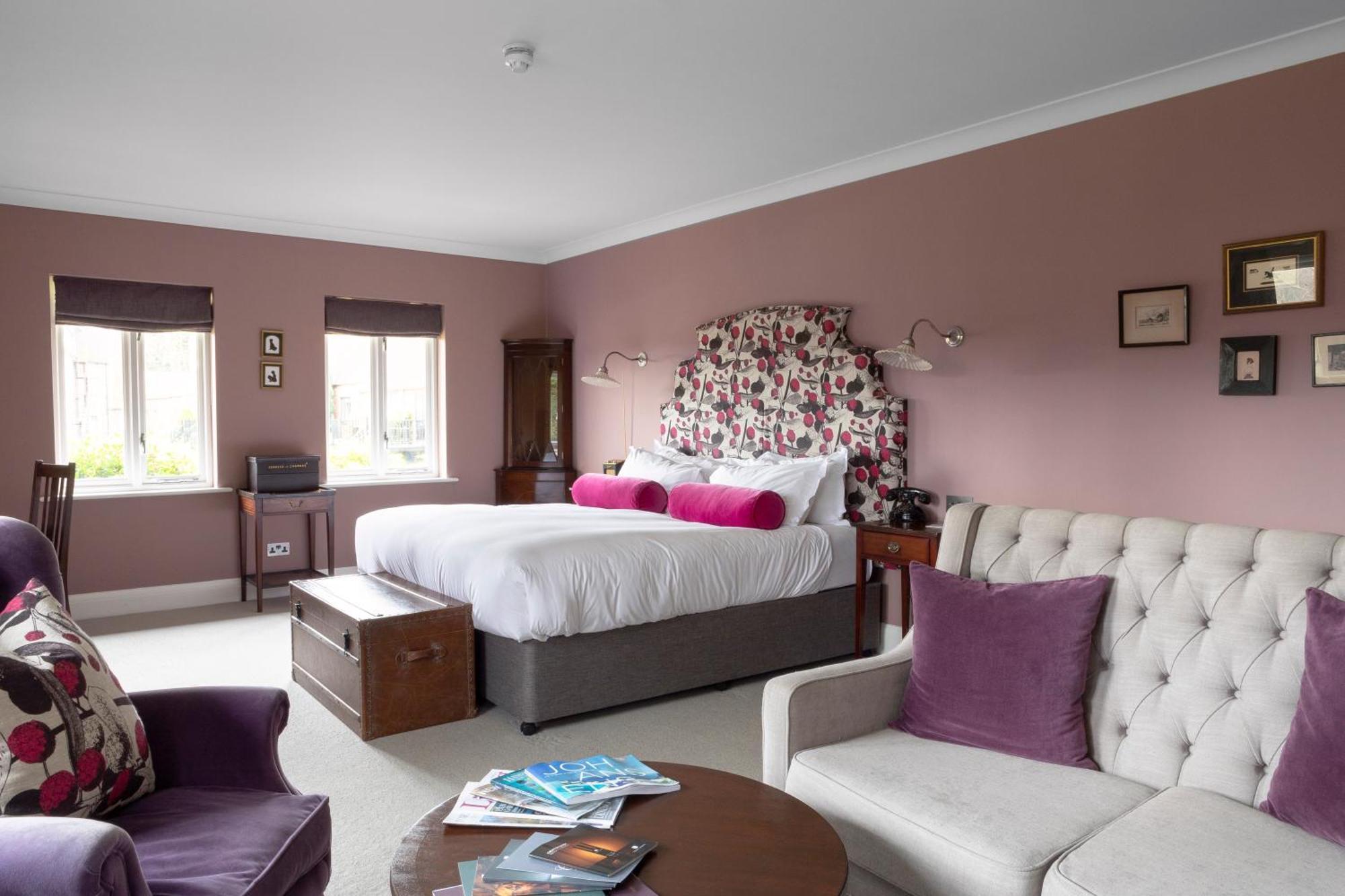 Отель Burley Manor Экстерьер фото